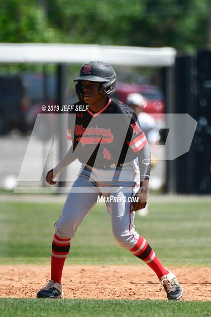 Thumbnail 2 in Hickory @ Nansemond River (VHSL 5A Quarterfinal) photogallery.