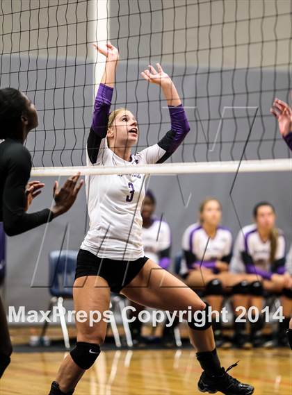 Thumbnail 1 in Hallsville vs Wylie  photogallery.