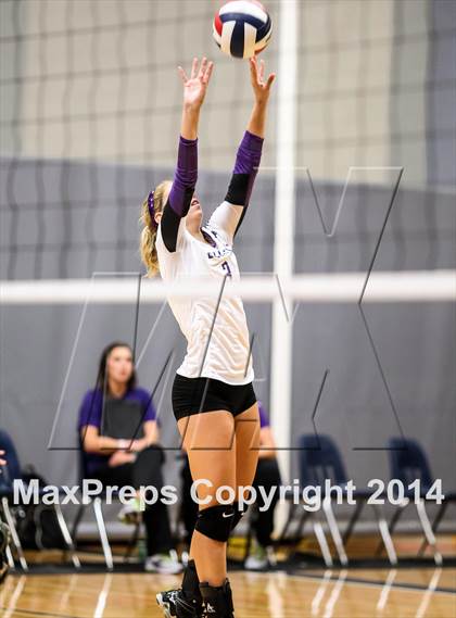 Thumbnail 2 in Hallsville vs Wylie  photogallery.