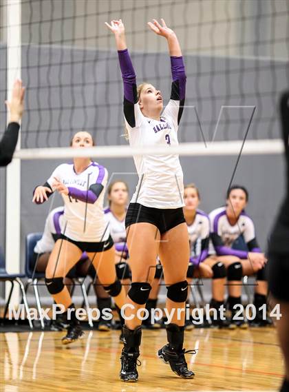 Thumbnail 3 in Hallsville vs Wylie  photogallery.