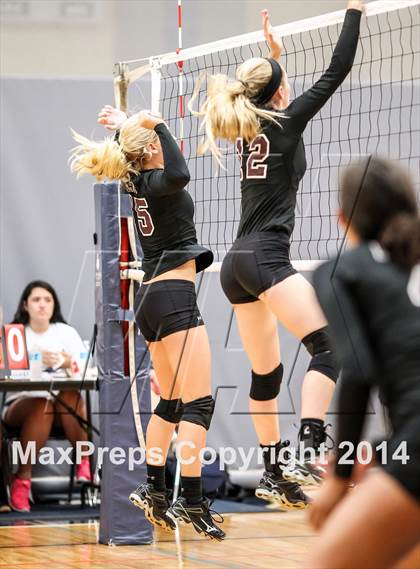 Thumbnail 3 in Hallsville vs Wylie  photogallery.