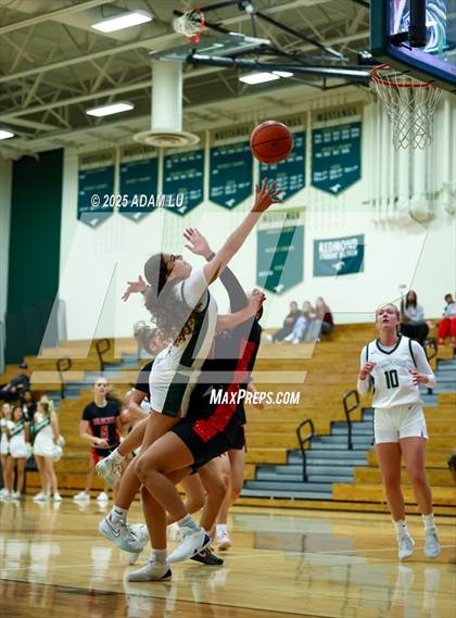 Thumbnail 2 in Mount Si @ Redmond photogallery.