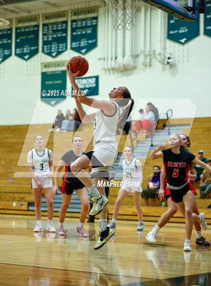 Thumbnail 2 in Mount Si @ Redmond photogallery.