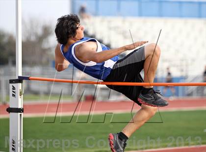 Thumbnail 2 in South West Yosemite League Meet #1 (High Jump) photogallery.