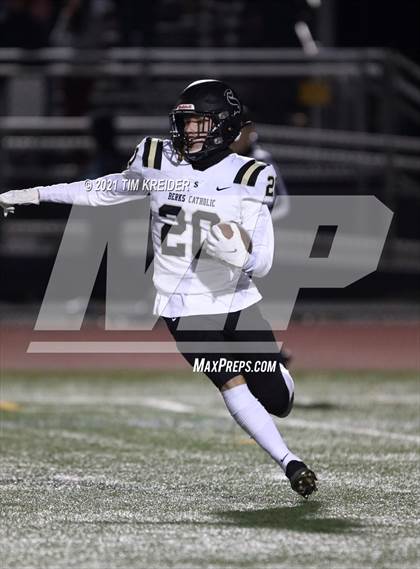 Thumbnail 1 in Berks Catholic @ Bishop McDevitt (PIAA AAAA Round 3 Playoff) photogallery.