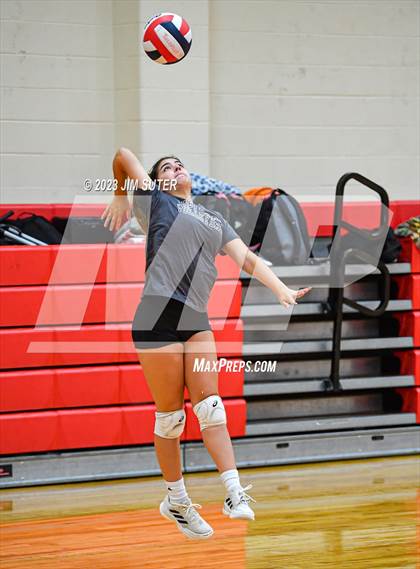 Thumbnail 3 in Giddings vs East Bernard (Scrimmage) photogallery.