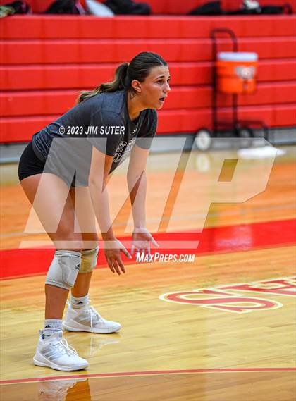 Thumbnail 2 in Giddings vs East Bernard (Scrimmage) photogallery.