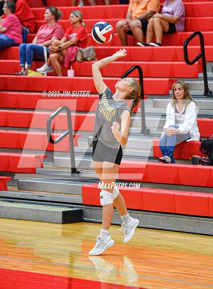 Thumbnail 3 in Giddings vs East Bernard (Scrimmage) photogallery.