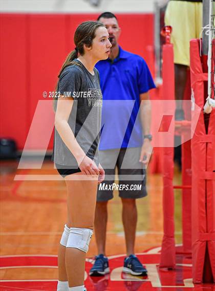 Thumbnail 2 in Giddings vs East Bernard (Scrimmage) photogallery.
