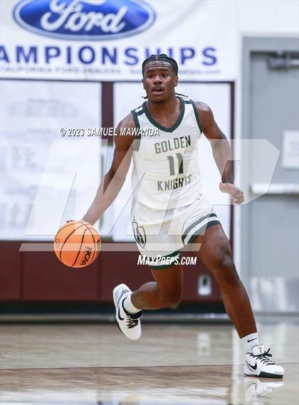 Thumbnail 3 in St. Bonaventure vs St. Francis (St. Francis Holiday Hoopfest Tournament) photogallery.
