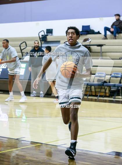 Thumbnail 3 in St. Bonaventure vs St. Francis (St. Francis Holiday Hoopfest Tournament) photogallery.