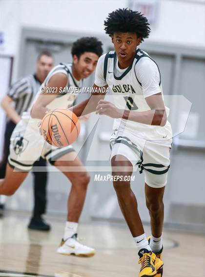 Thumbnail 2 in St. Bonaventure vs St. Francis (St. Francis Holiday Hoopfest Tournament) photogallery.