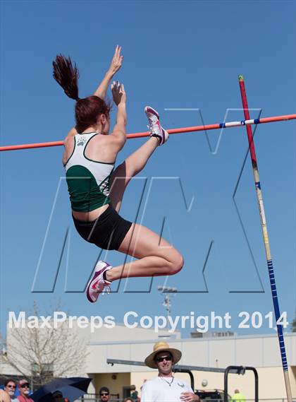 Thumbnail 1 in CAL Invitational Girls Track and Field photogallery.