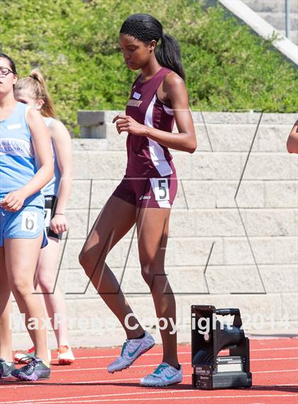 Thumbnail 2 in CAL Invitational Girls Track and Field photogallery.