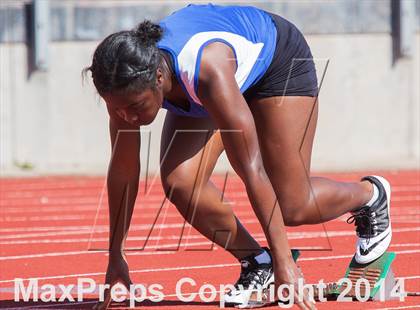 Thumbnail 1 in CAL Invitational Girls Track and Field photogallery.