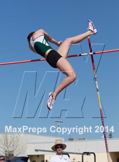 Thumbnail 3 in CAL Invitational Girls Track and Field photogallery.