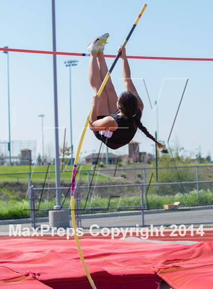 Thumbnail 1 in CAL Invitational Girls Track and Field photogallery.