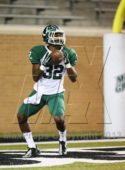 Thumbnail 2 in Fossile Ridge vs Arlington (UIL 5A Bi-District Playoff) photogallery.