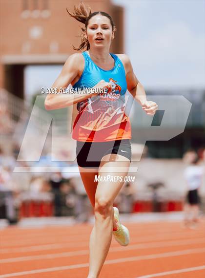 Thumbnail 1 in OHSAA Division 2 Finals (Track Events) photogallery.