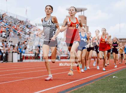 Thumbnail 1 in OHSAA Division 2 Finals (Track Events) photogallery.