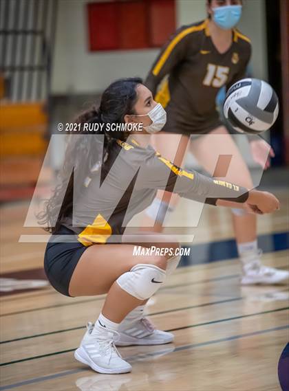 Thumbnail 3 in El Camino vs. Scripps Ranch (Scripps Ranch Tournamen) photogallery.