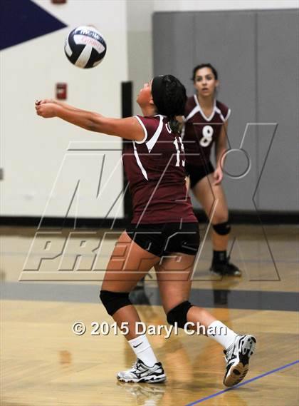 Thumbnail 2 in Gabrielino vs Covina (Garey Tri-City Tournament) photogallery.