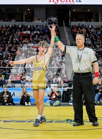 Thumbnail 1 in NYSPHSAA Division 2 State Championship (Finals 101, 108 & 116) photogallery.