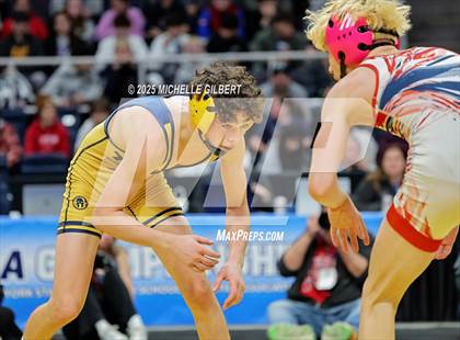 Thumbnail 1 in NYSPHSAA Division 2 State Championship (Finals 101, 108 & 116) photogallery.