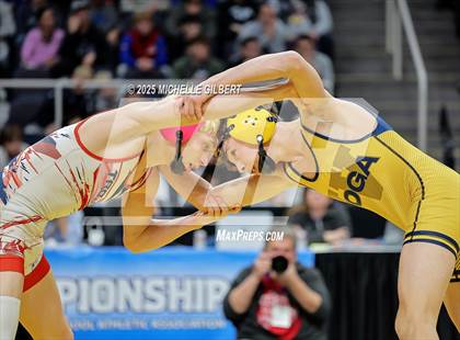 Thumbnail 3 in NYSPHSAA Division 2 State Championship (Finals 101, 108 & 116) photogallery.