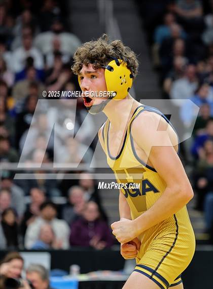 Thumbnail 2 in NYSPHSAA Division 2 State Championship (Finals 101, 108 & 116) photogallery.