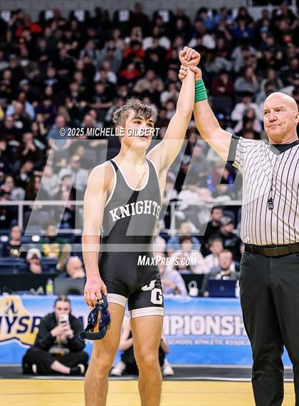 Thumbnail 1 in NYSPHSAA Division 2 State Championship (Finals 101, 108 & 116) photogallery.