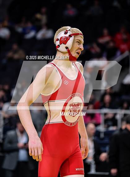 Thumbnail 3 in NYSPHSAA Division 2 State Championship (Finals 101, 108 & 116) photogallery.