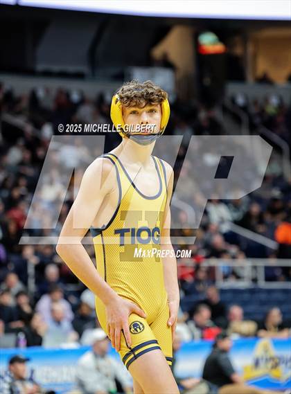 Thumbnail 2 in NYSPHSAA Division 2 State Championship (Finals 101, 108 & 116) photogallery.