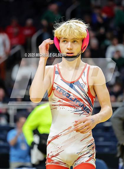 Thumbnail 1 in NYSPHSAA Division 2 State Championship (Finals 101, 108 & 116) photogallery.