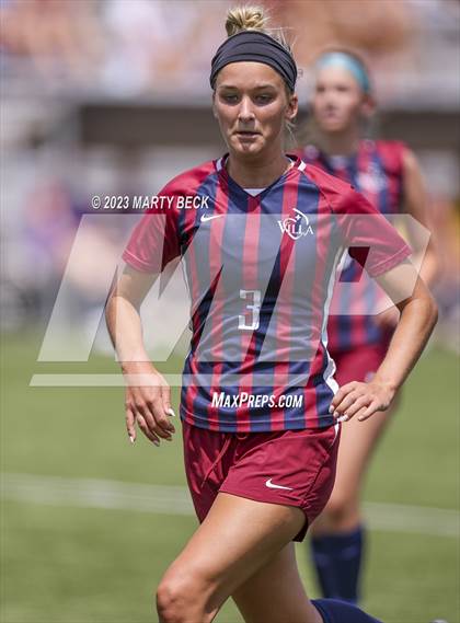 Thumbnail 2 in Father Tolton v Villa Duchesne (MSHSAA Class 1 State Championship) photogallery.