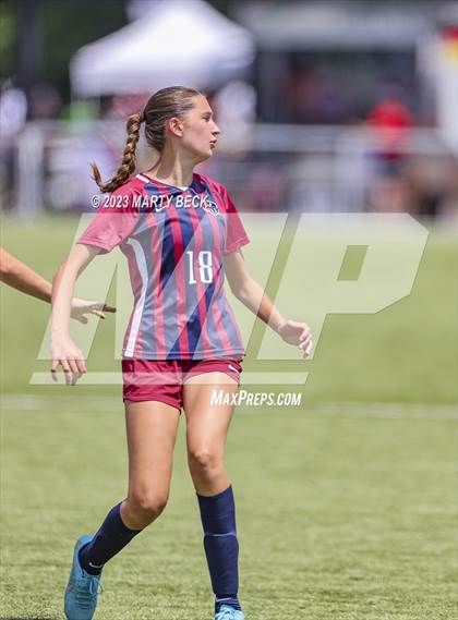 Thumbnail 2 in Father Tolton v Villa Duchesne (MSHSAA Class 1 State Championship) photogallery.