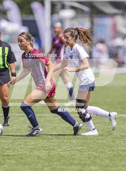 Thumbnail 1 in Father Tolton v Villa Duchesne (MSHSAA Class 1 State Championship) photogallery.