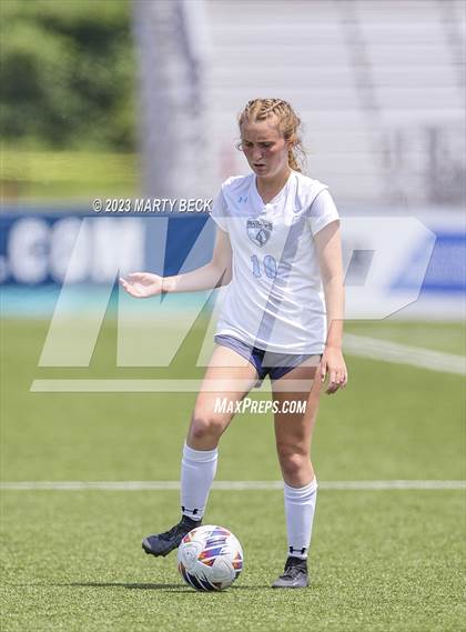 Thumbnail 1 in Father Tolton v Villa Duchesne (MSHSAA Class 1 State Championship) photogallery.