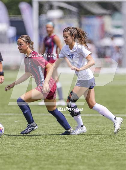 Thumbnail 1 in Father Tolton v Villa Duchesne (MSHSAA Class 1 State Championship) photogallery.