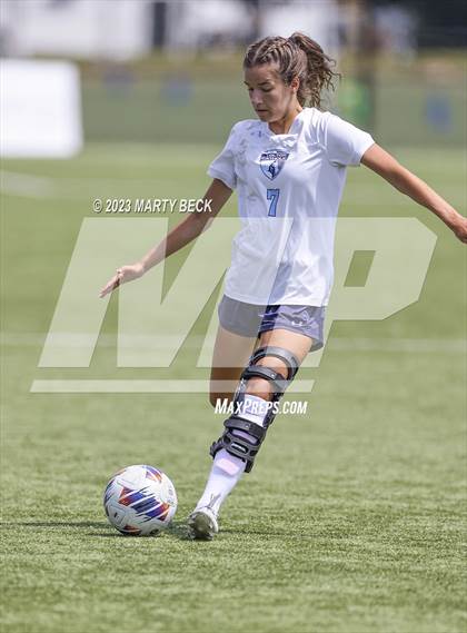 Thumbnail 3 in Father Tolton v Villa Duchesne (MSHSAA Class 1 State Championship) photogallery.