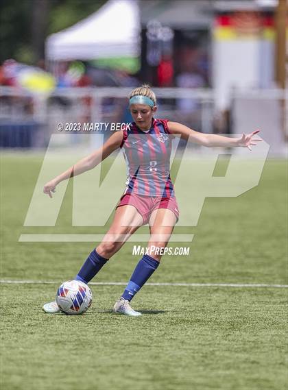 Thumbnail 1 in Father Tolton v Villa Duchesne (MSHSAA Class 1 State Championship) photogallery.