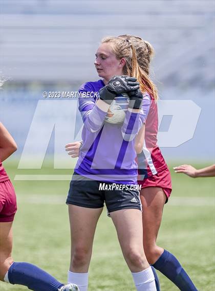 Thumbnail 2 in Father Tolton v Villa Duchesne (MSHSAA Class 1 State Championship) photogallery.
