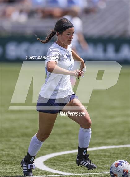 Thumbnail 2 in Father Tolton v Villa Duchesne (MSHSAA Class 1 State Championship) photogallery.