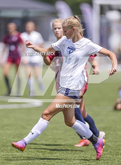 Thumbnail 2 in Father Tolton v Villa Duchesne (MSHSAA Class 1 State Championship) photogallery.