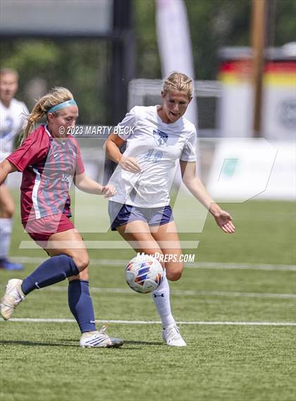 Thumbnail 2 in Father Tolton v Villa Duchesne (MSHSAA Class 1 State Championship) photogallery.
