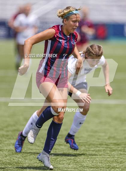 Thumbnail 3 in Father Tolton v Villa Duchesne (MSHSAA Class 1 State Championship) photogallery.