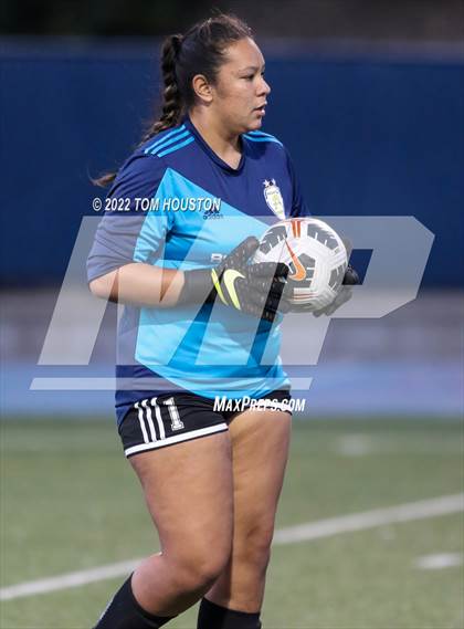Thumbnail 1 in Bishop Amat @ La Salle photogallery.