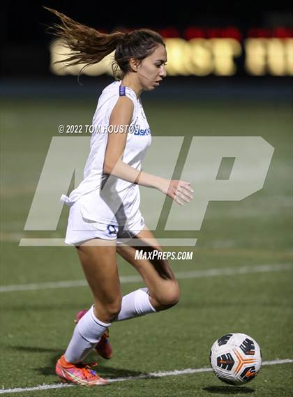 Thumbnail 1 in Bishop Amat @ La Salle photogallery.