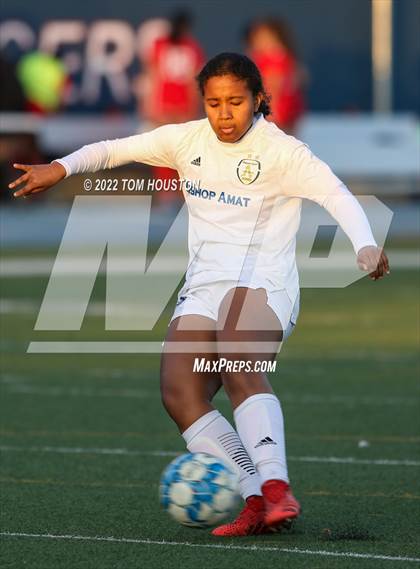 Thumbnail 1 in Bishop Amat @ La Salle photogallery.