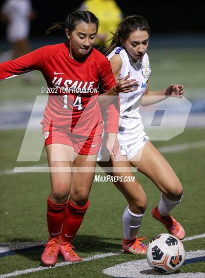 Thumbnail 3 in Bishop Amat @ La Salle photogallery.